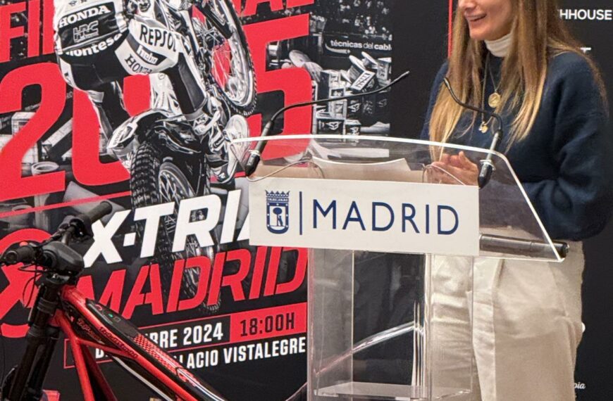 PRESENTACIÓN OFICIAL DEL X-TRIAL EN EL AYUNTAMIENTO DE MADRID